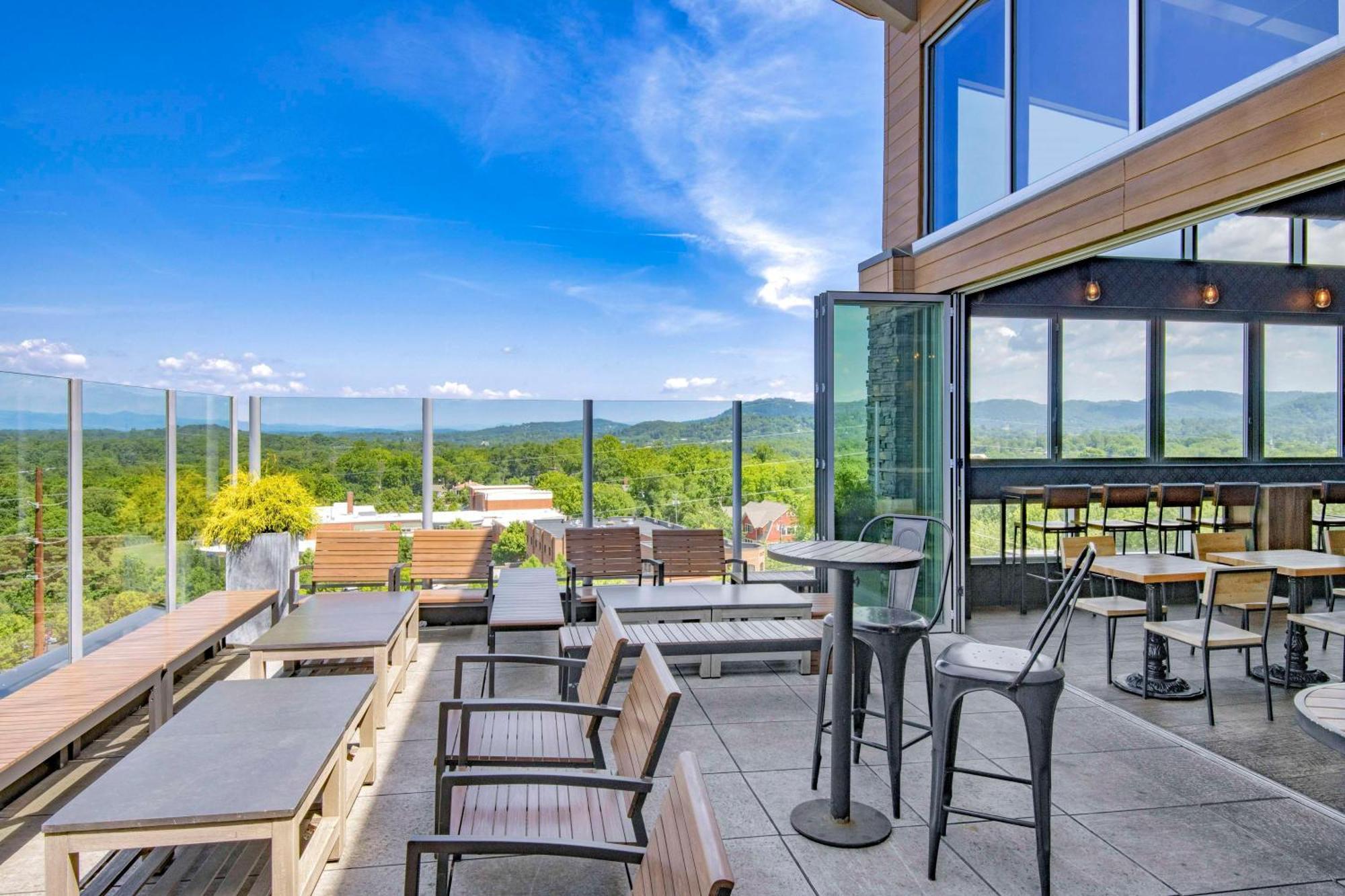 Doubletree By Hilton Asheville Downtown Eksteriør bilde