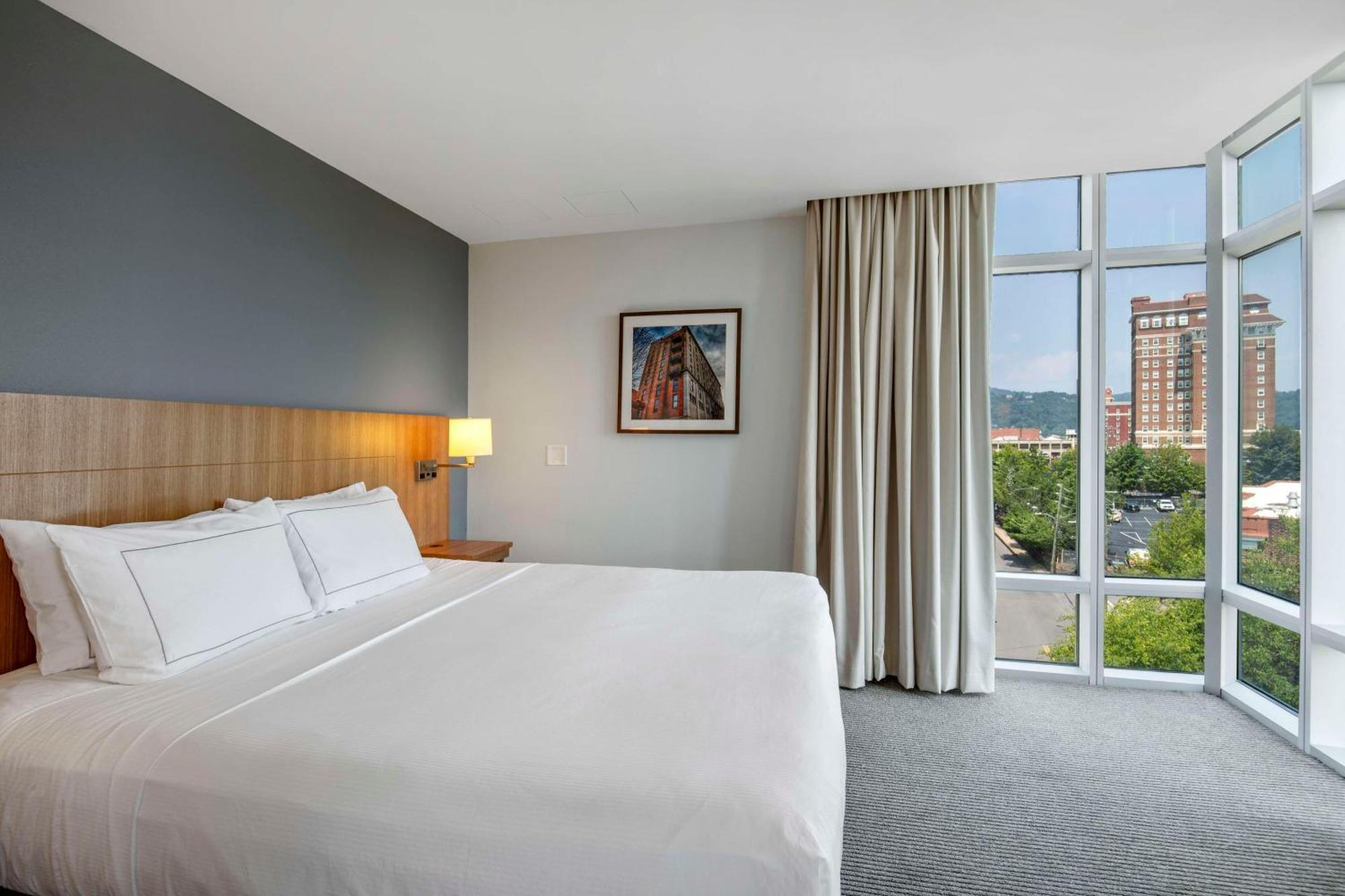 Doubletree By Hilton Asheville Downtown Eksteriør bilde
